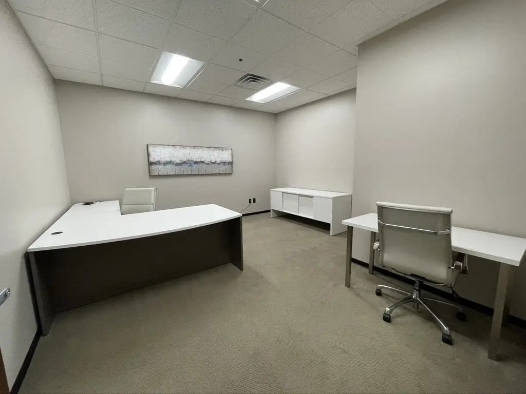 Why Choose An Executive Suite For Your Next Office?